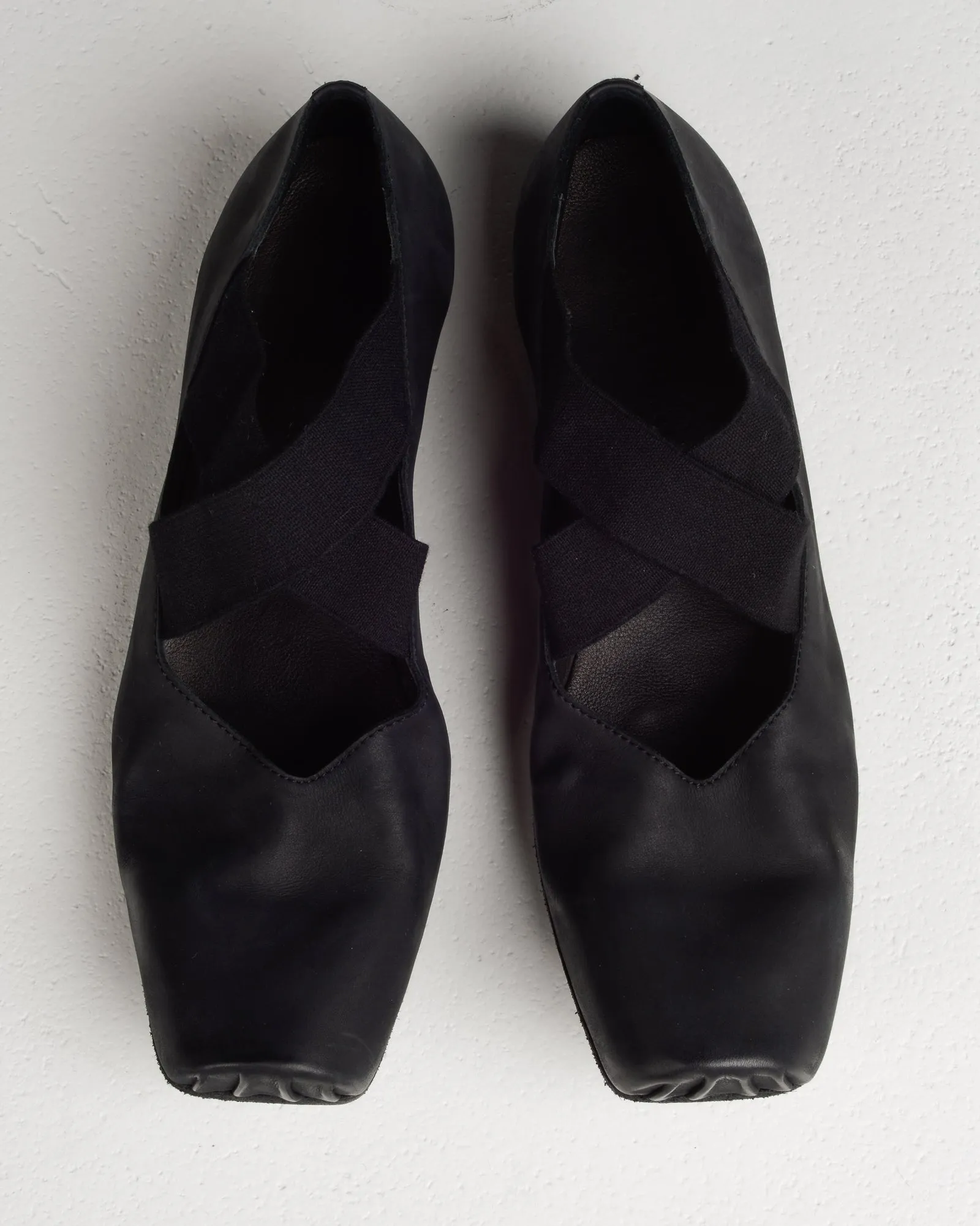 Black Leather Low Heel Ballet Shoes