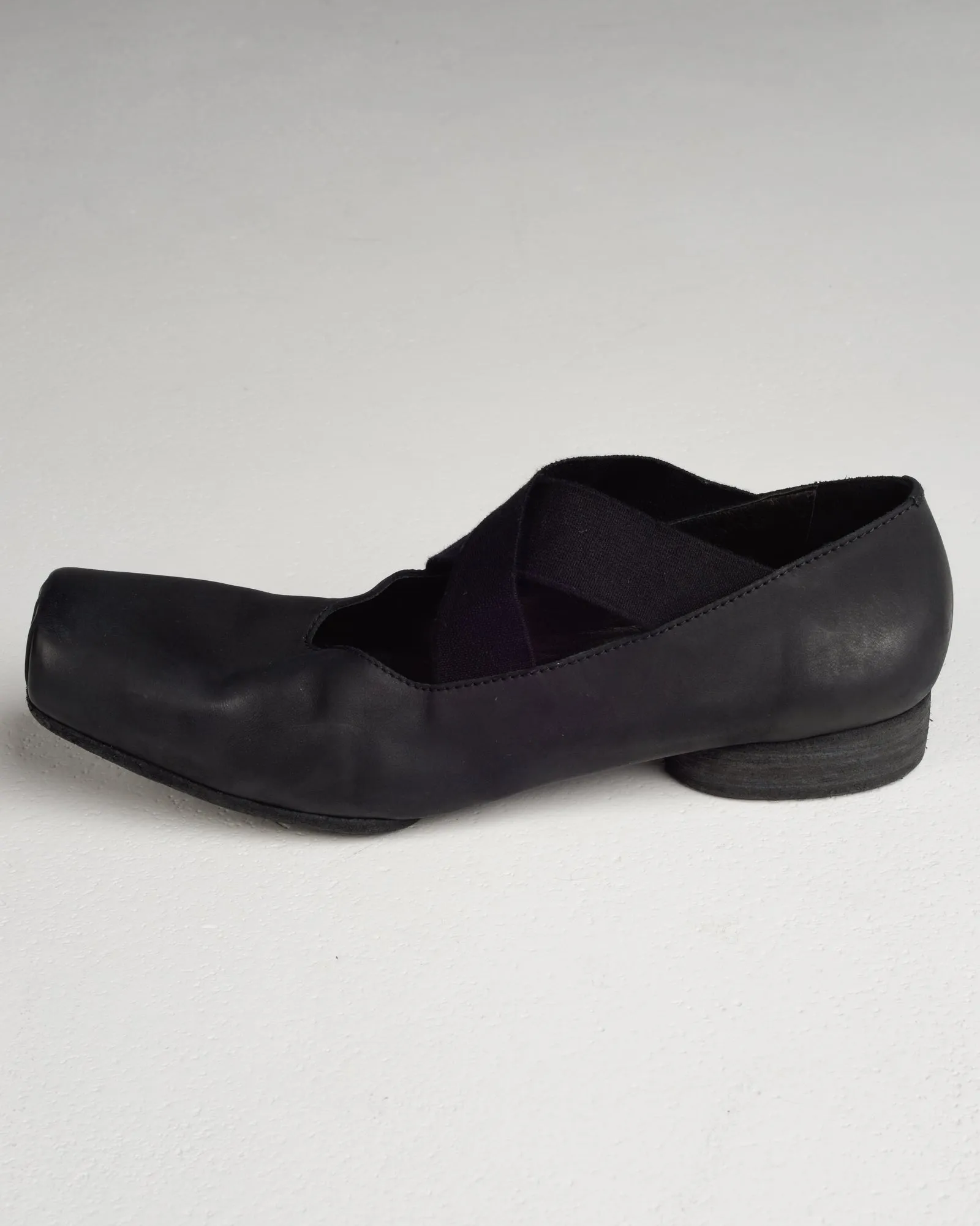 Black Leather Low Heel Ballet Shoes