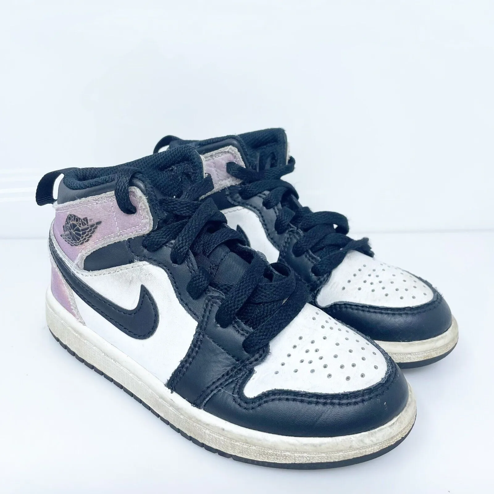 Nike Boys Air Jordan 1 Mid SE DM6215-001 White Basketball Shoes Sneakers Sz 11C