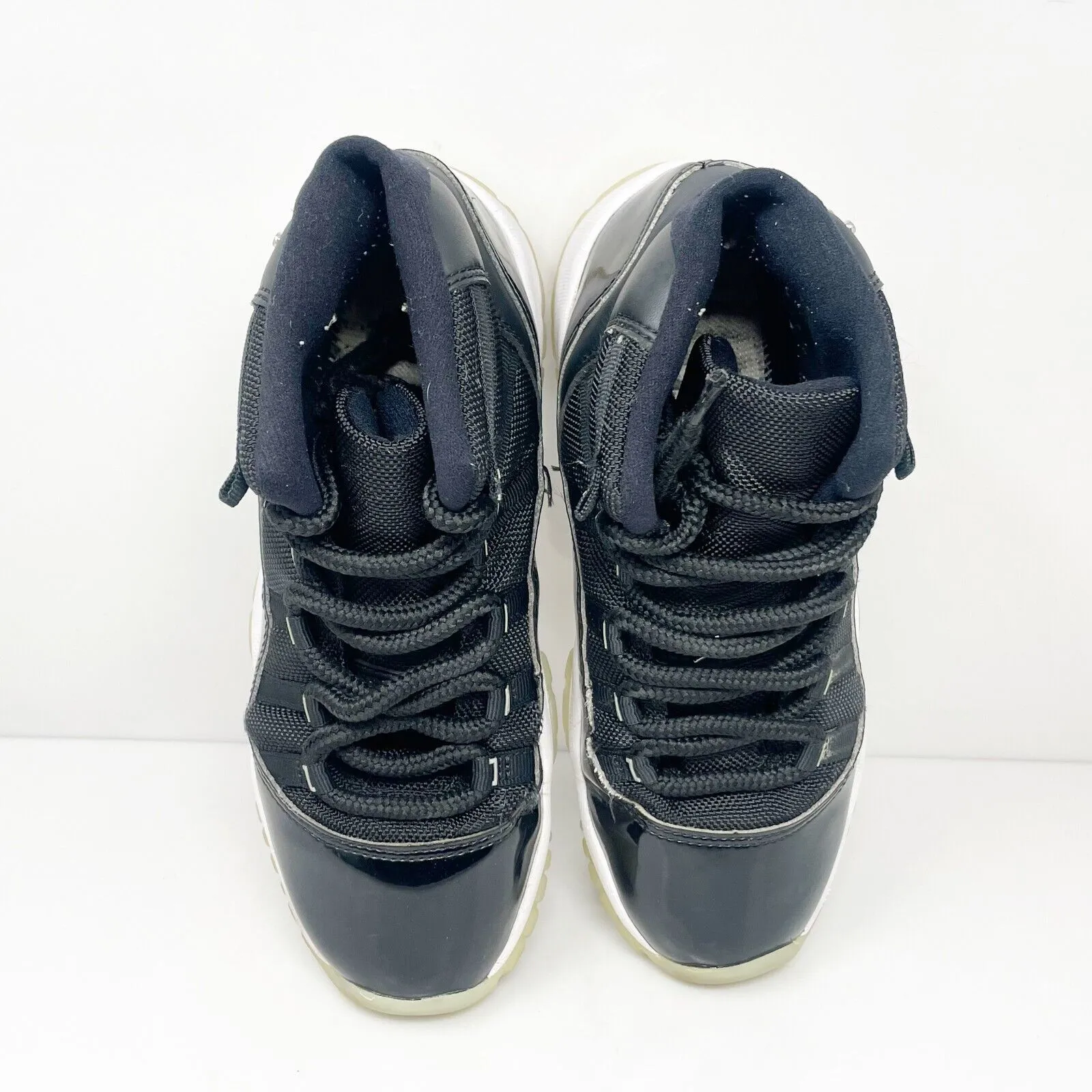 Nike Boys Air Jordan 11 378038-011 Black Basketball Shoes Sneakers Size 5.5Y