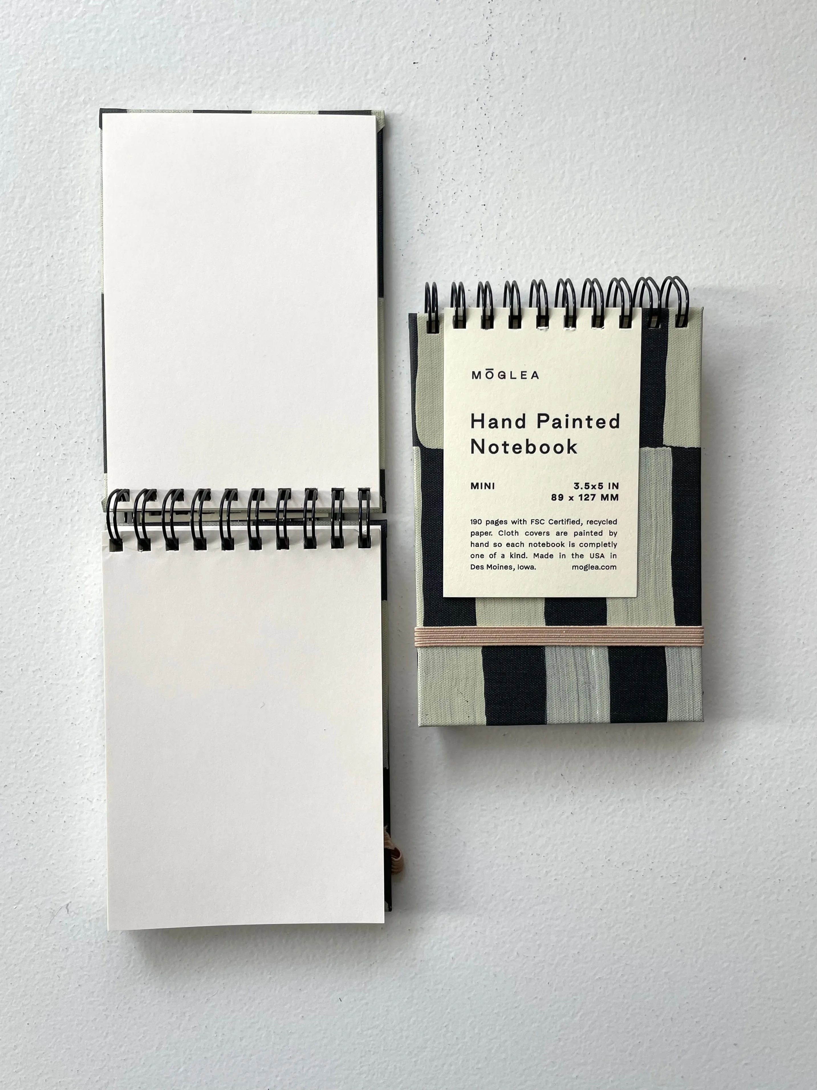 Row Mini Notebook | Moglea