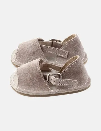 Shoes le petit Menorquina piel gris